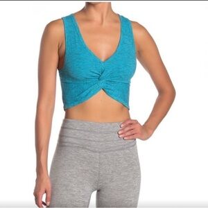 (NWT) FREE PEOPLE MVMT Cropped Workout Top